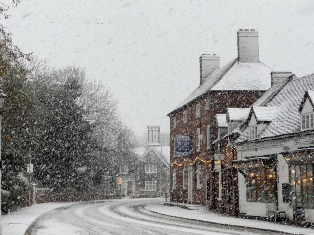 Knowle High Street in the snow